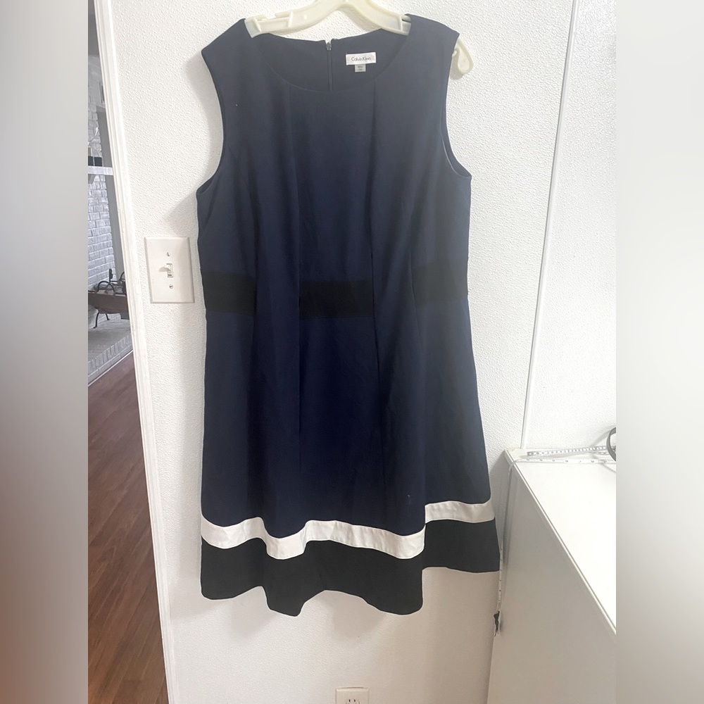 Calvin Klein belted sleeveless dress 18W